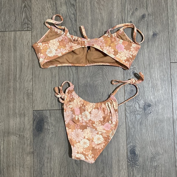 Floral nude bikini - Picture 2 of 4